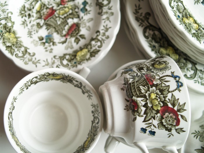 Staffordshire Ridgway Old English Bouquet Suppen-Teller grün