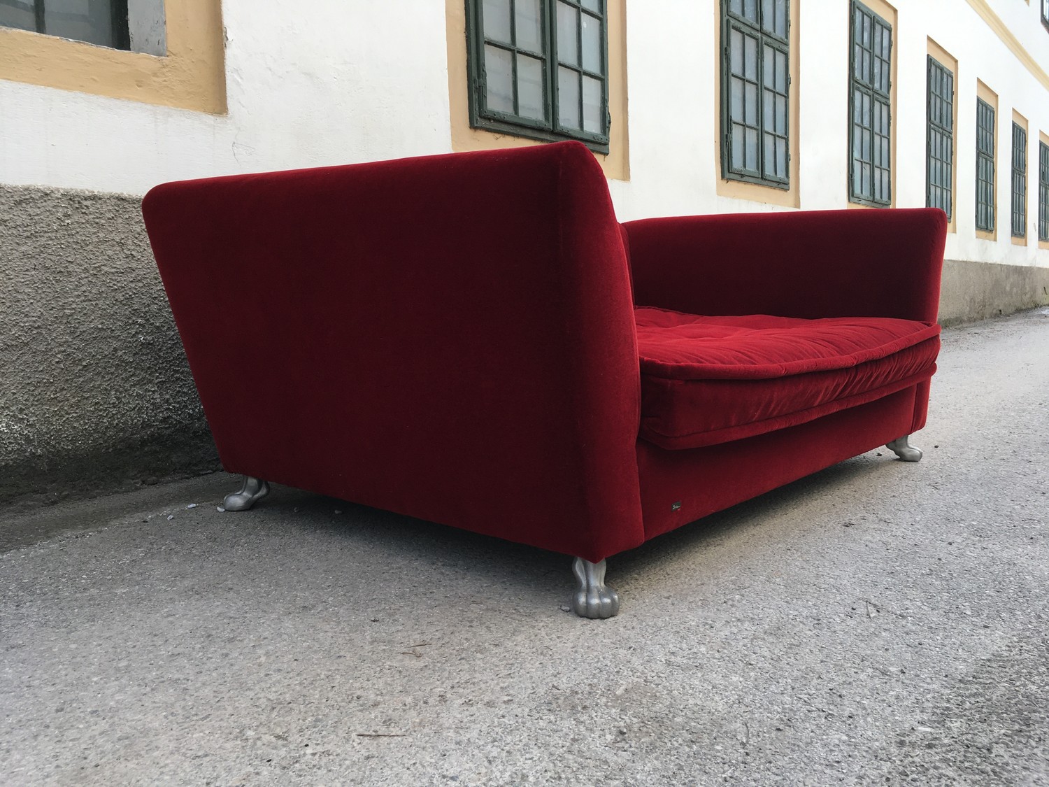 Bretz Sofa rot Mohair Monster Design Möbel